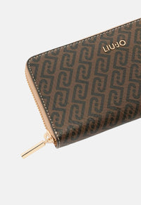 TESTA DI MORO/CIPRIA