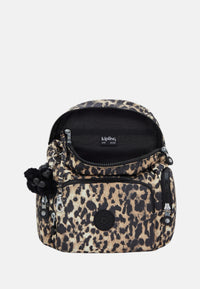 WILD LEOPARD