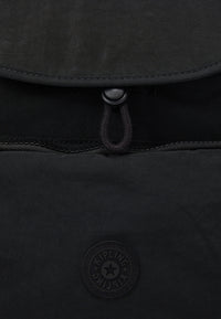 BLACK NOIR