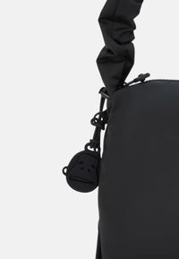 SIMPLY BLACK