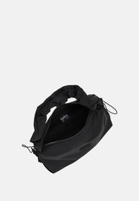 SIMPLY BLACK