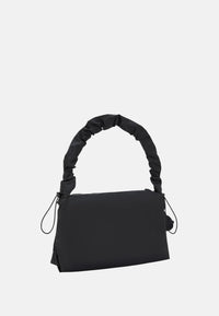 SIMPLY BLACK