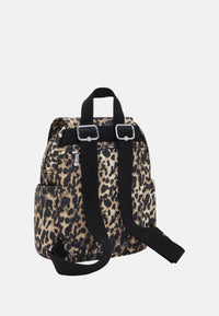 WILD LEOPARD
