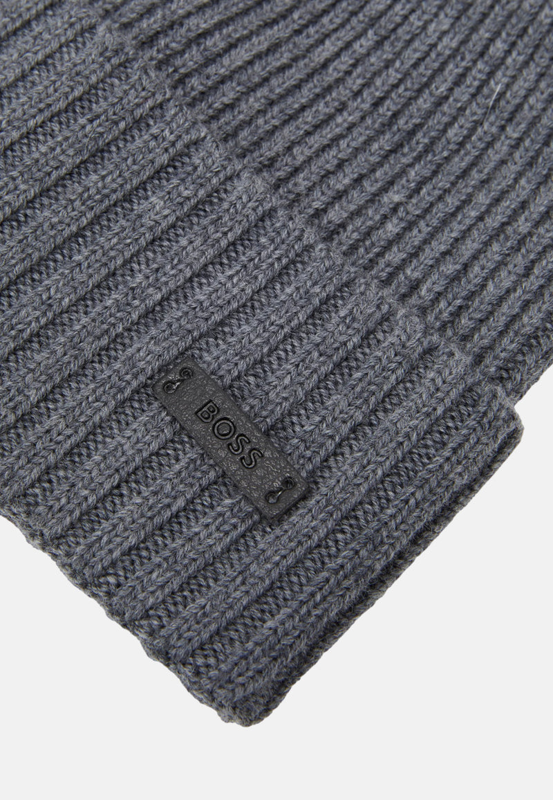 MEDIUM GREY