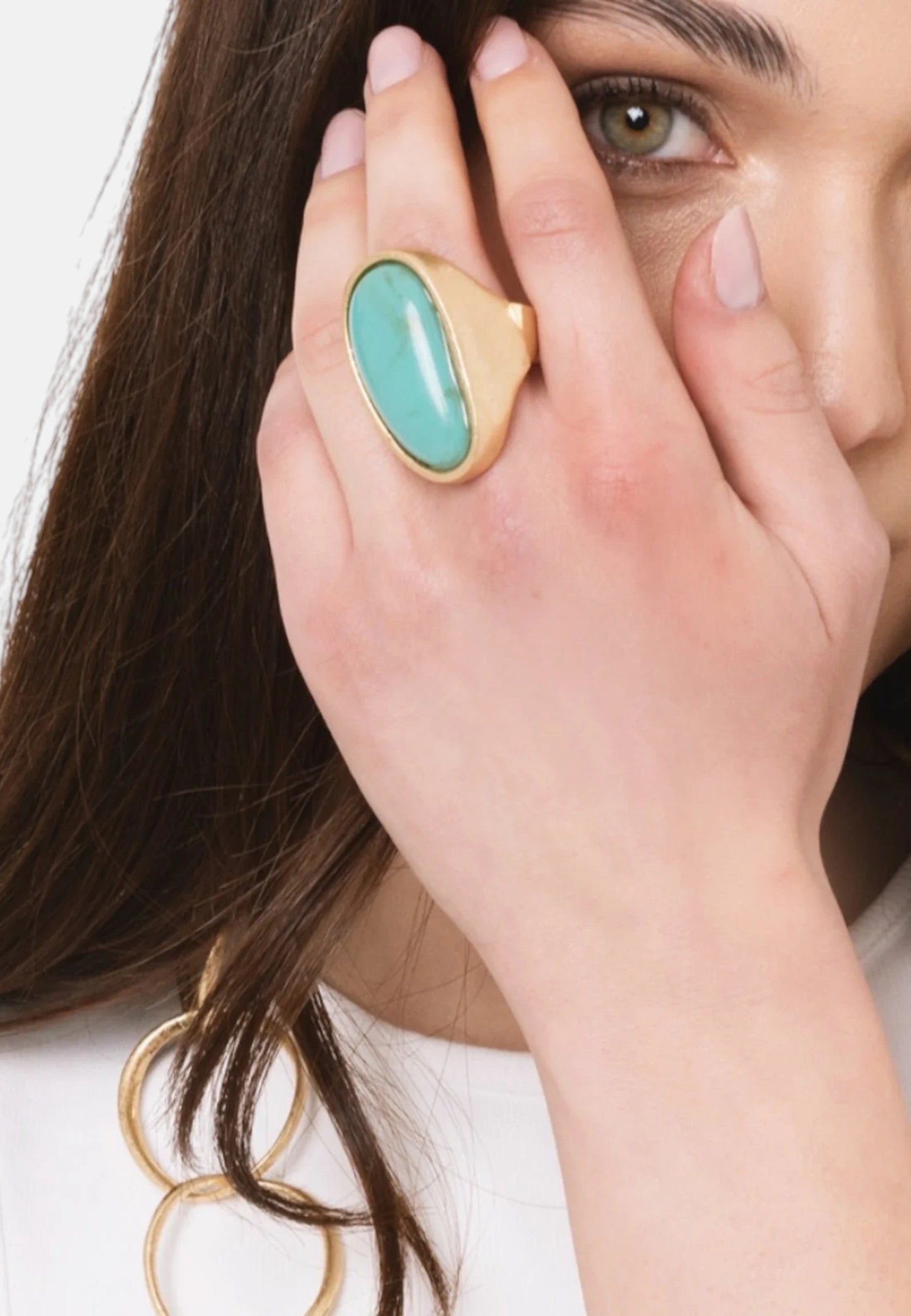 Anello elastico in metallo antichizzato con pietra in resina turchese Oro/blu