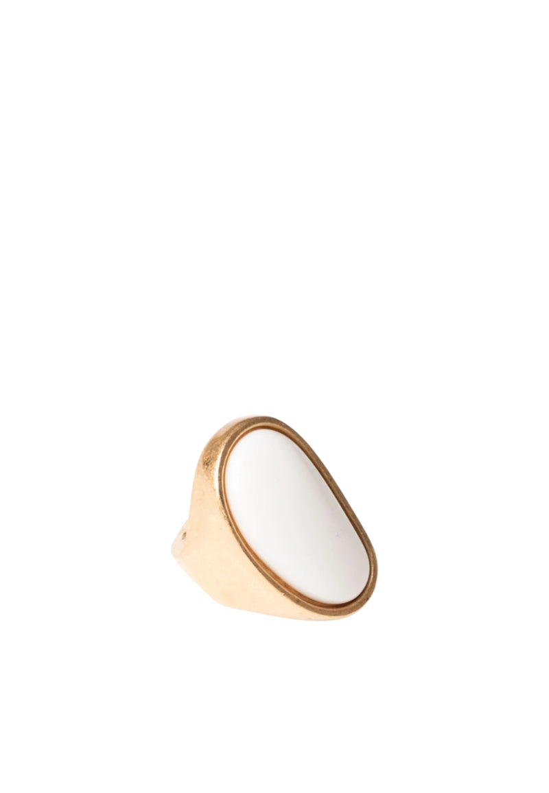 Anello elastico in metallo antichizzato con pietra in resina bianca Oro/bianco