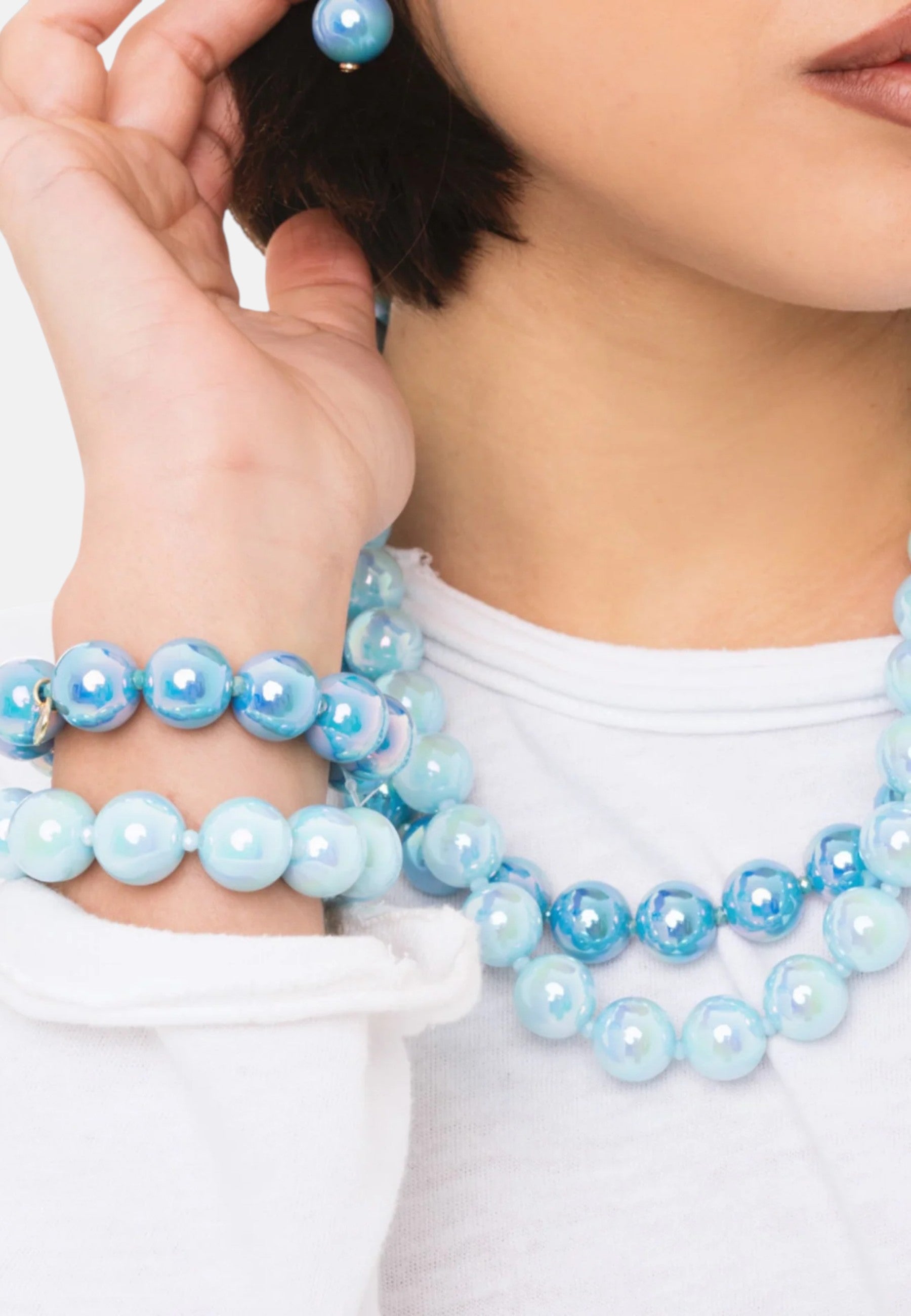 Bracciale elastico a due fili con sfere lucide in acrilico multi blu Blu