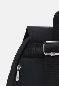 Zaino da donna in Tessuto Riciclato City Pocket Kipling Black