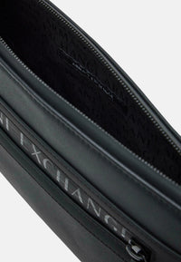 Angel Pouch pochette in tessuto spalmato minimalista Armani Exchange Black / Black