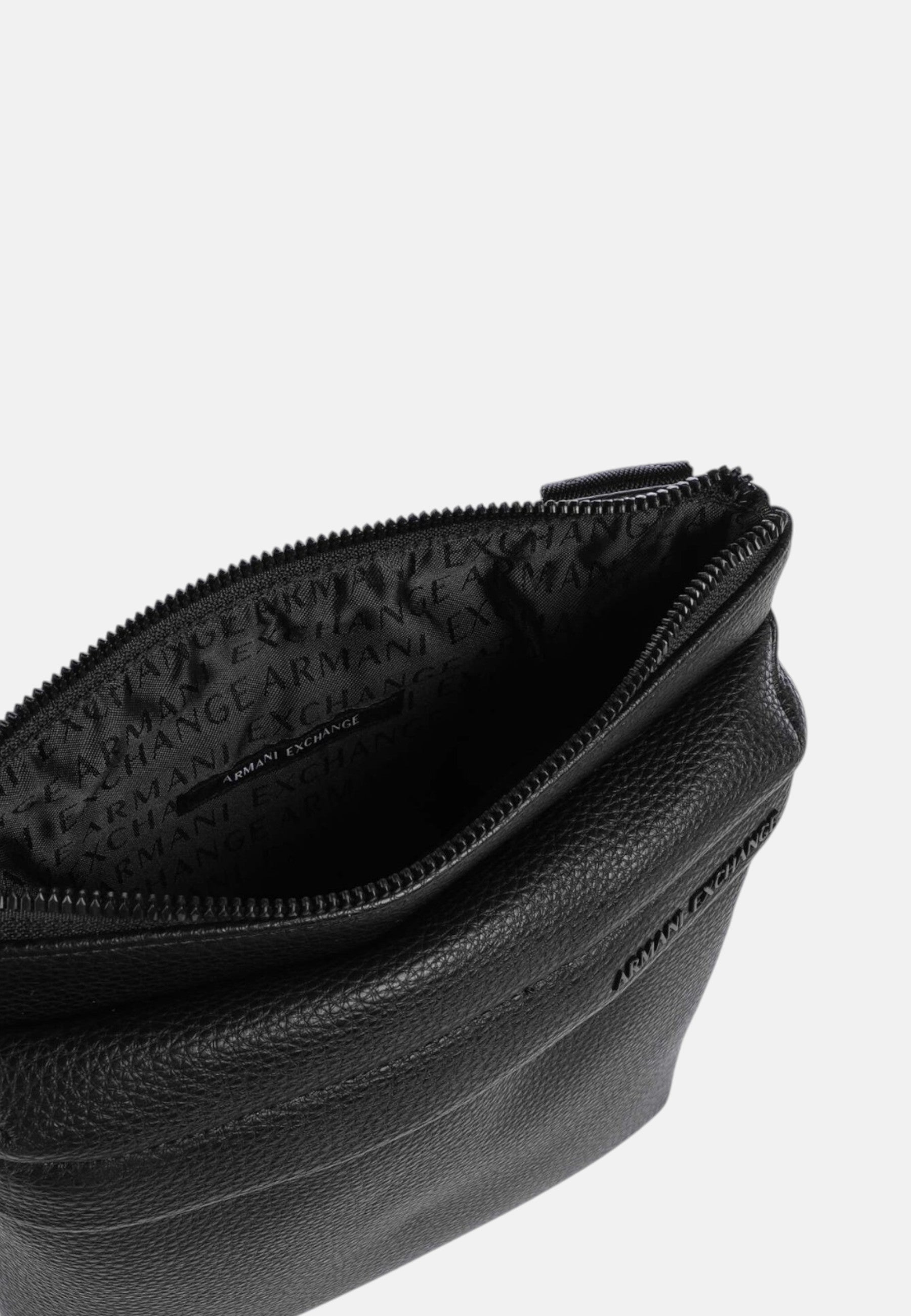 Borsello a tracolla piatta con banda a contrasto e zip Armani Exchange Black