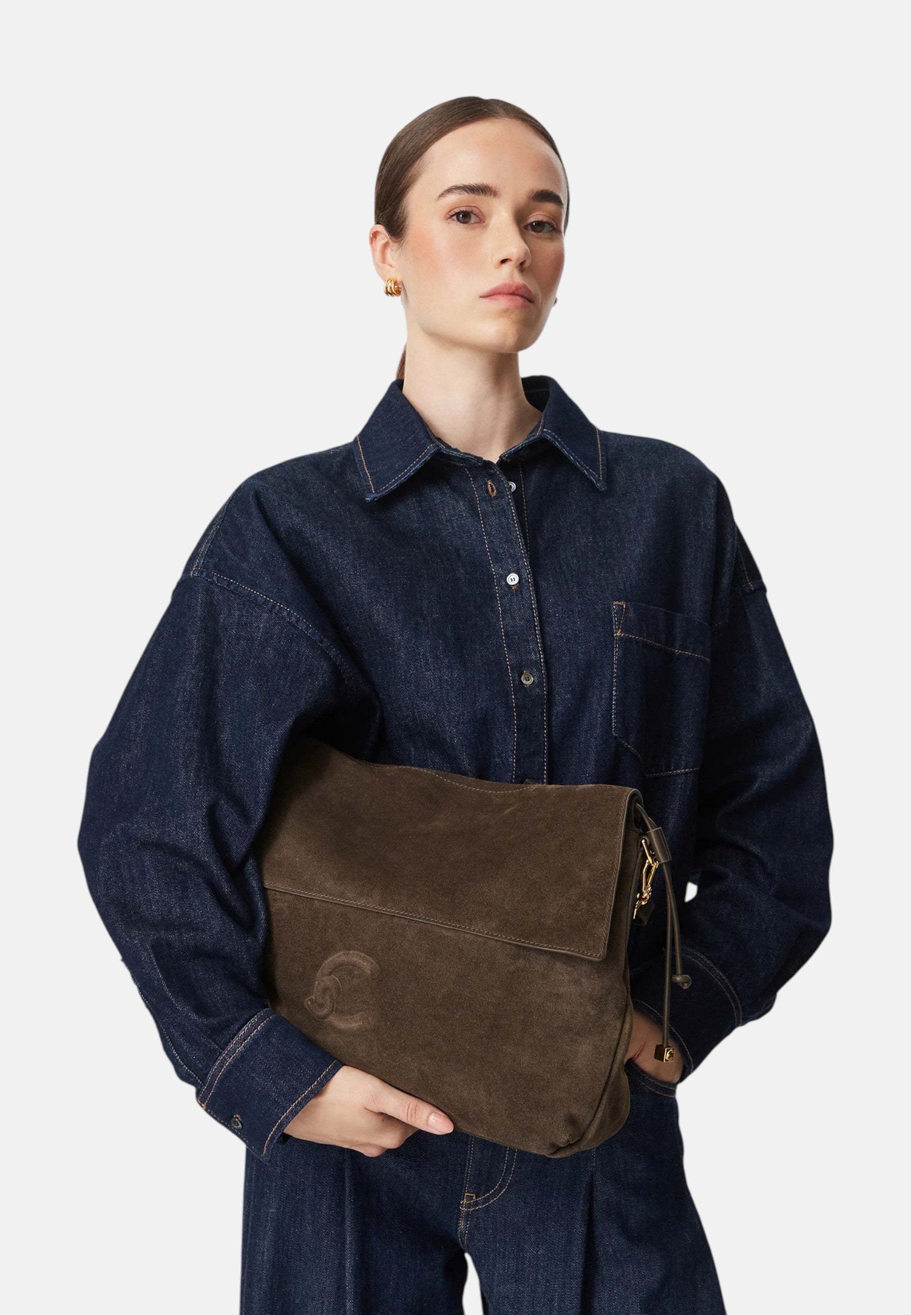 Coccinelle Borsa da donna a tracolla con logo. Fango