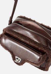 Borsa Donna a Tracolla COCCINELLE in pelle. Berry