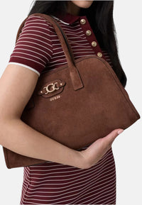 GUESS Samantha Borsa a Mano Brown