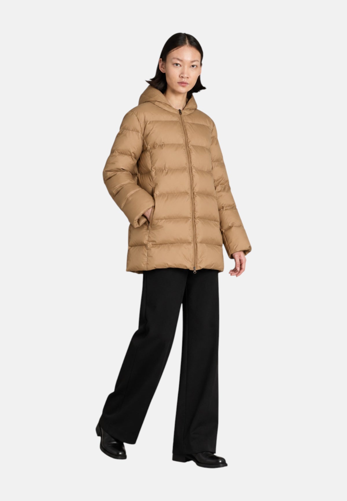 Piumino corto MM Max Mara in nylon trapuntato e idrorepellente con cappuccio Donna Max Mara Cammello