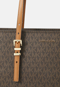 Borsa tote Quinn media in pelle e stampa logo Brown/acorn