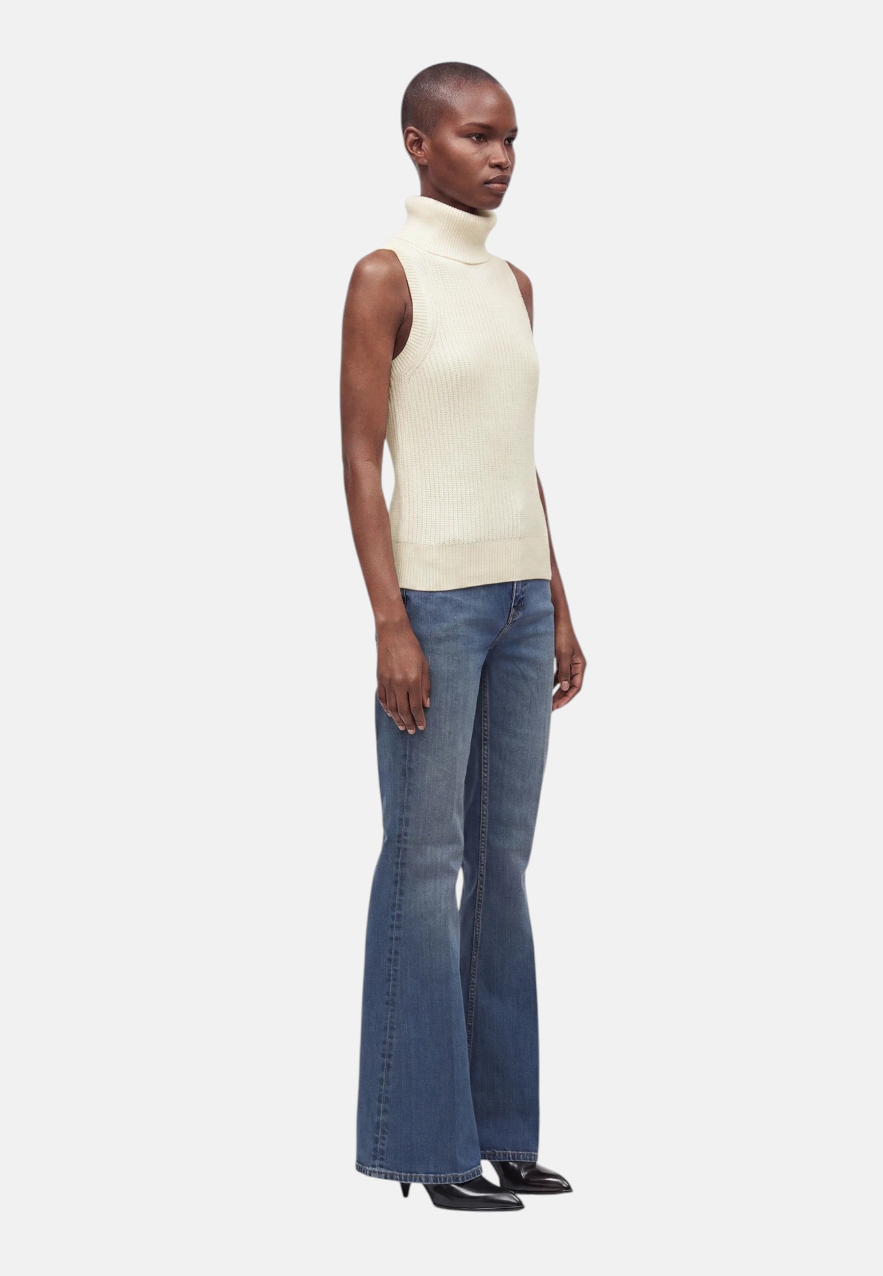 Michael Kors Top smanicato a collo alto in misto lana Bone