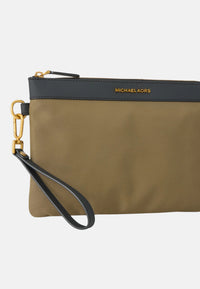 Pochette da viaggio Brooklyn in nylon Loden