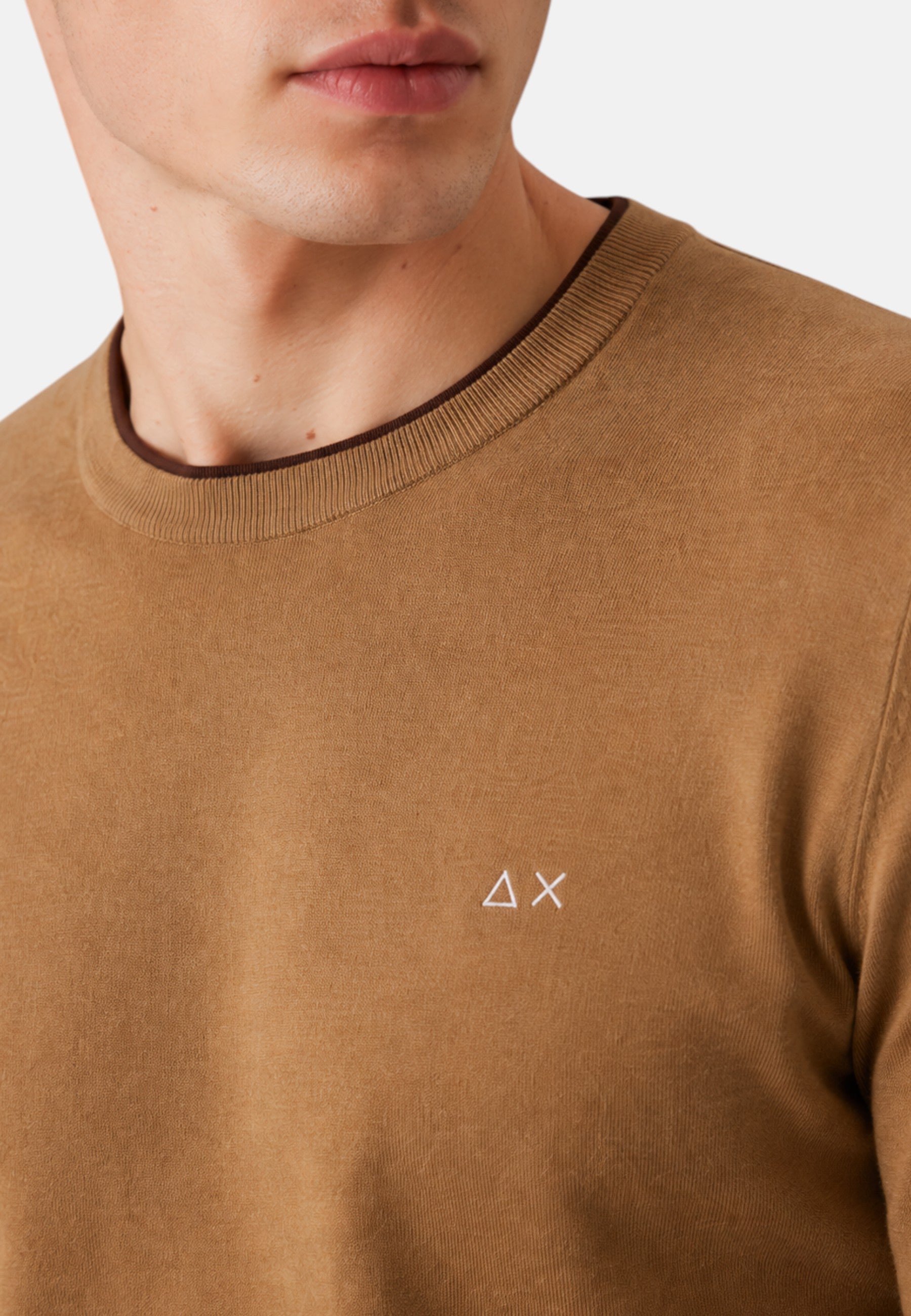 Maglione girocollo da uomo in cotone e Lana con logo Frontale Sun68 Cammello