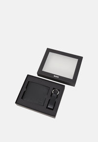 Set regalo porta carte di credito e Portachiavi con logo Black