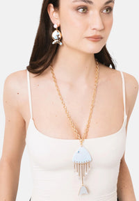 Collana lunga a catena sottile con pendente pesciolino smaltato celeste Oro/azzurro