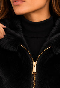 Giacca da donna con cappuccio in pelliccia sintetica V73 Nero