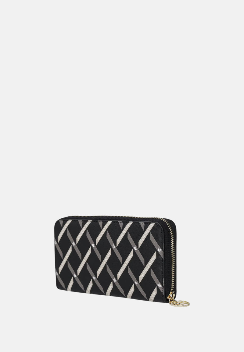 BLACK / BLACK