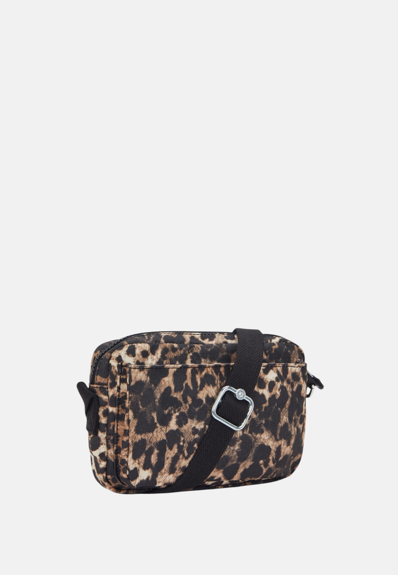 WILD LEOPARD