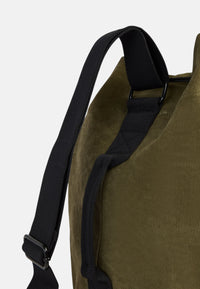 DK AR GREEN 01
