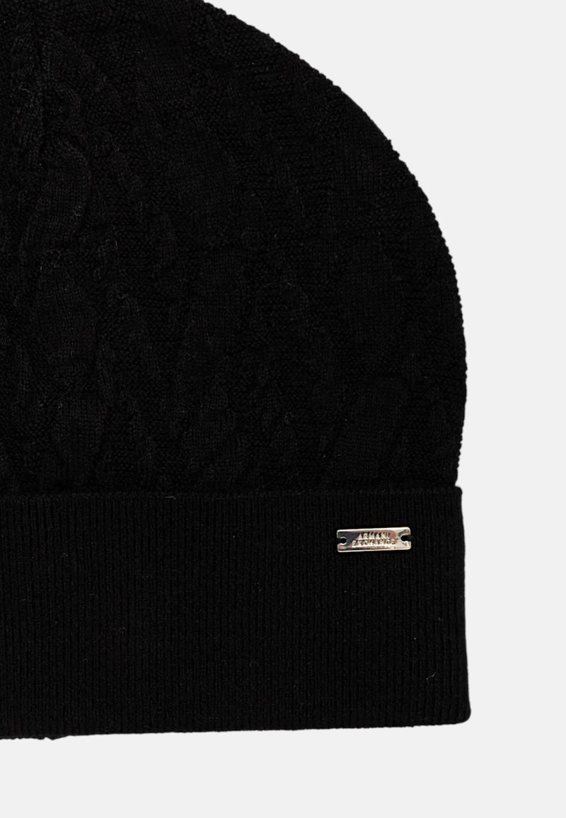 BLACK/BLACK