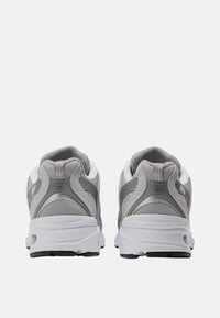 Sneakers New Balance MR530