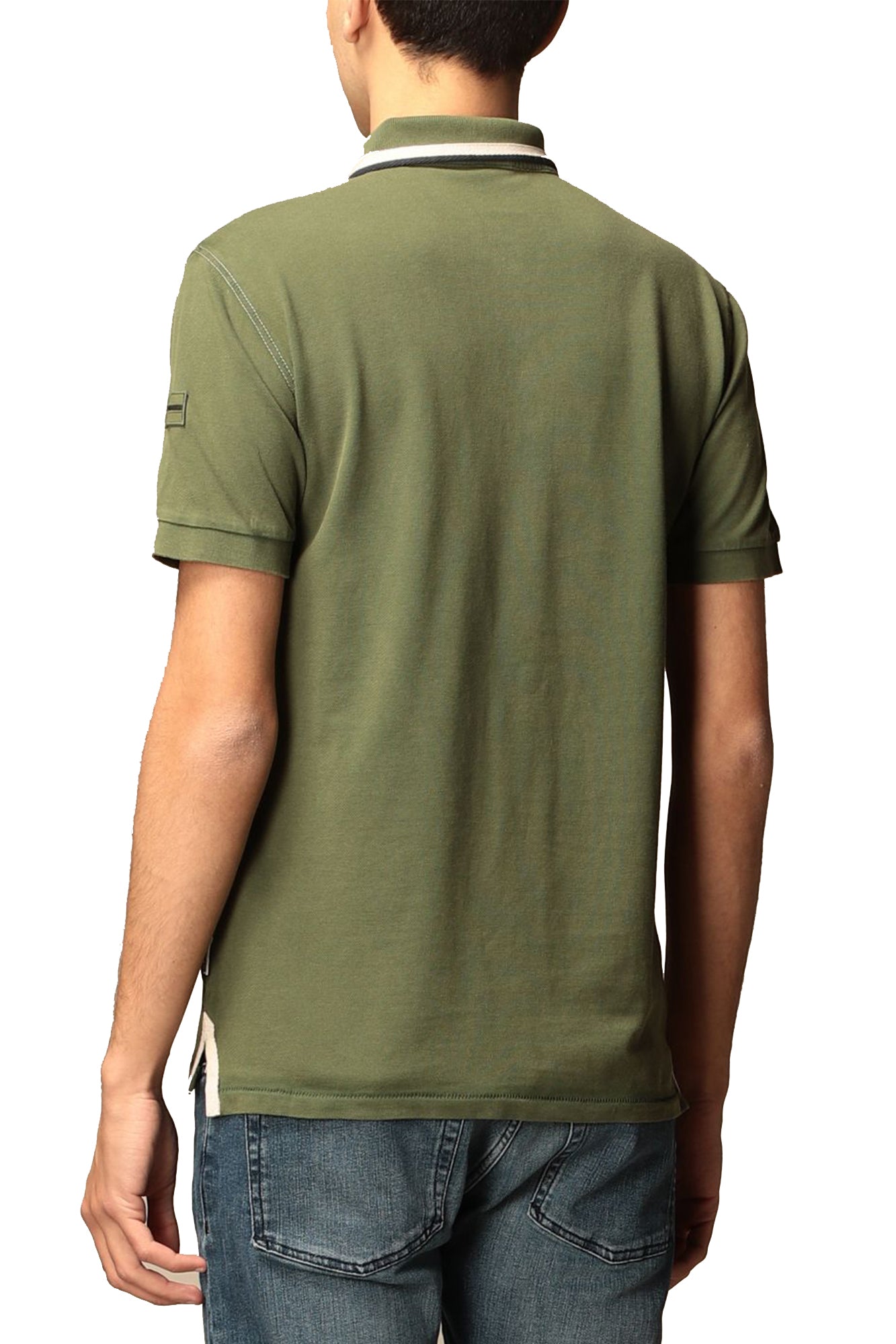 T-shirt Napapijri Montepiana Uomo: stile outdoor e comfort in cotone T-shirt Napapijri Montepiana Uomo: stile outdoor e comfort in cotone